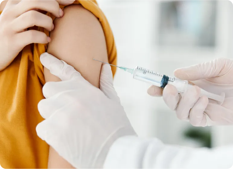 注射を打っているところ